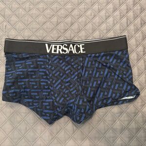 New Men’s Versace Trunk Briefs. Size Large